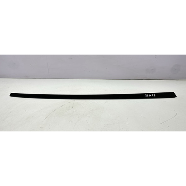 Acabamento Moldura Parabrisa Esquerdo Audi Q3 2020 83a854327