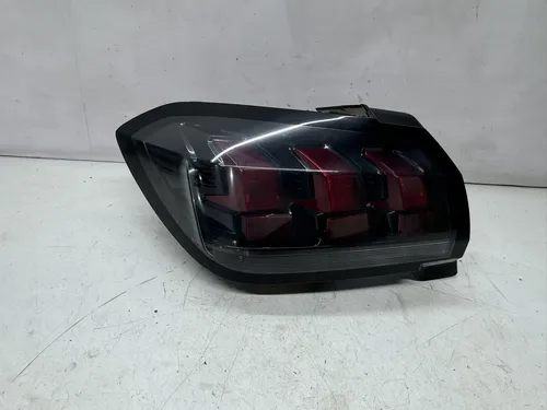Lanterna Traseira Esquerda Peugeot 208 2022 23