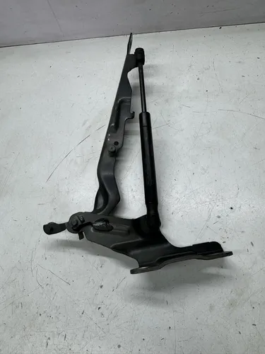 Dobradiça Braço Capo Direito Volvo Xc60 14 A 2017 31383815
