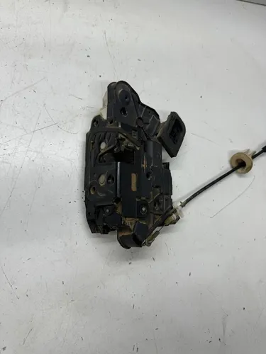 Fechadura Porta Dianteira Esquerda Volks Jetta 2012-2015