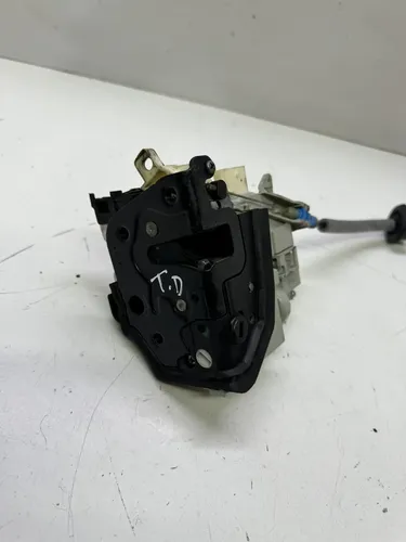 Fechadura Traseira Direita Audi A3 2014 2015 8k0839016c