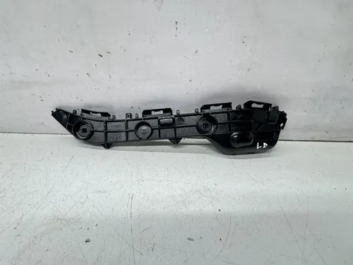 Guia Parachoque Traseira Direito Toyota Yaris Hatch