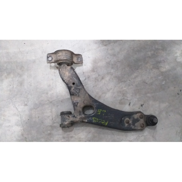 Bandeja Suspensão Balança Dianteira Esquerdo  Focus 1.8 2002