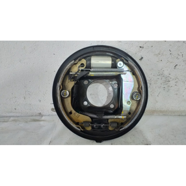 Espelho Patinho Do Freio T.e 6h041498 Gm Onix 2015 9301