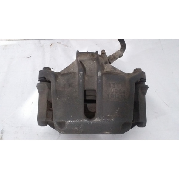 Pinça Dianteira Direita Peugeot 206 2001