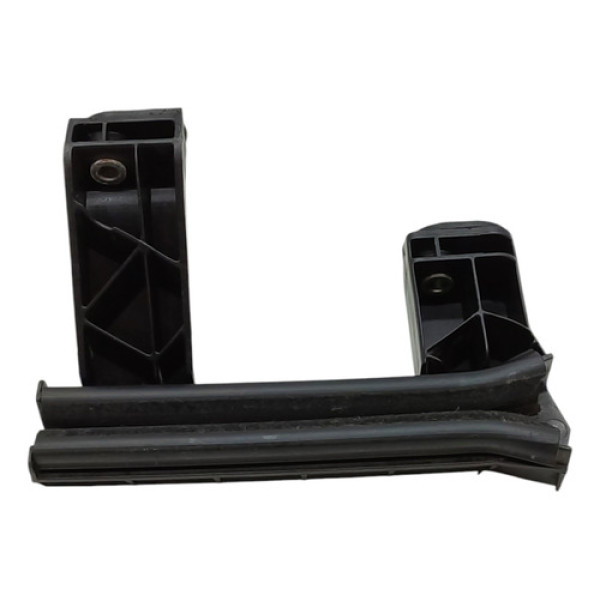 Guia Vidro Traseiro Esquerdo Peugeot 408 2011 2012 2013 2014