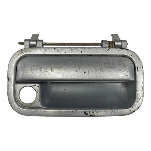Macaneta Externa Dianteira Direita Gm Corsa 97 98 2002 2005 Prata
