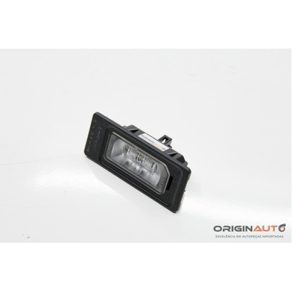 Par Luz Placa Audi Q3 2.0 Quattro Tfsi 2014 4c0943021