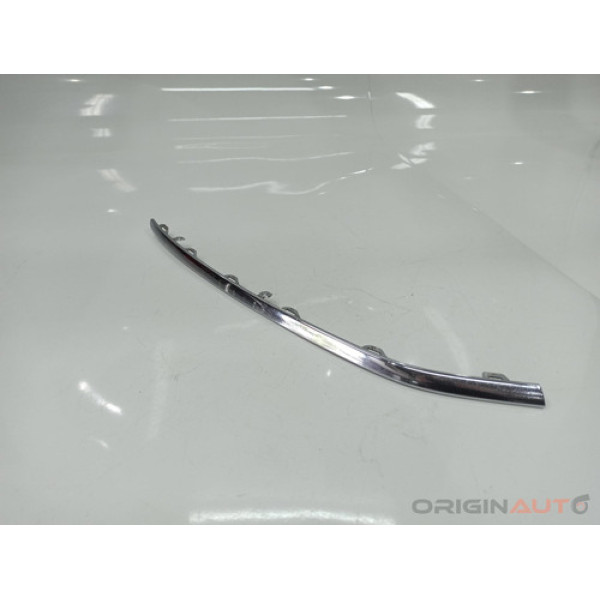 Friso Externo Parachoque Dianteiro Volkswagen Passat Variant