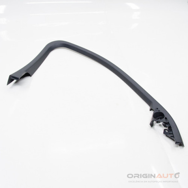 Canaleta Dianteira Esquerd Mercedes C43 Amg 2018 A2057270171
