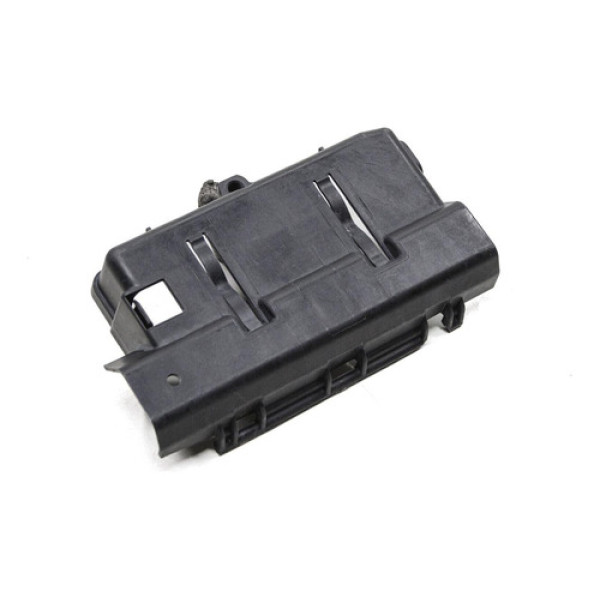 Tampa Caixa Bateria Auxiliar Mercedes A200 2015 A2465410000