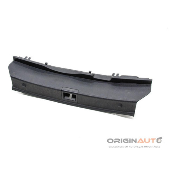Forro Soleira Tampa Traseira Mercedes C180 2012 A2046900825