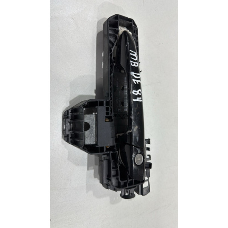 Maçaneta Externa Dianteira Esquerda Mercedes C180 2010 2011 Maçaneta Externa Dianteira Esquerda Mercedes C180 2010 2011