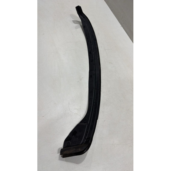 Defletor Porta Paralama Dianteira Esquerda 3008 2011-2016