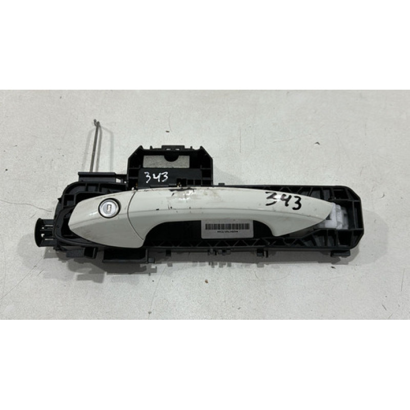 Maçaneta Externa Dianteira Esquerda Mercedes A200 2013 Á 18 Maçaneta Externa Dianteira Esquerda Mercedes A200 2013 Á 18
