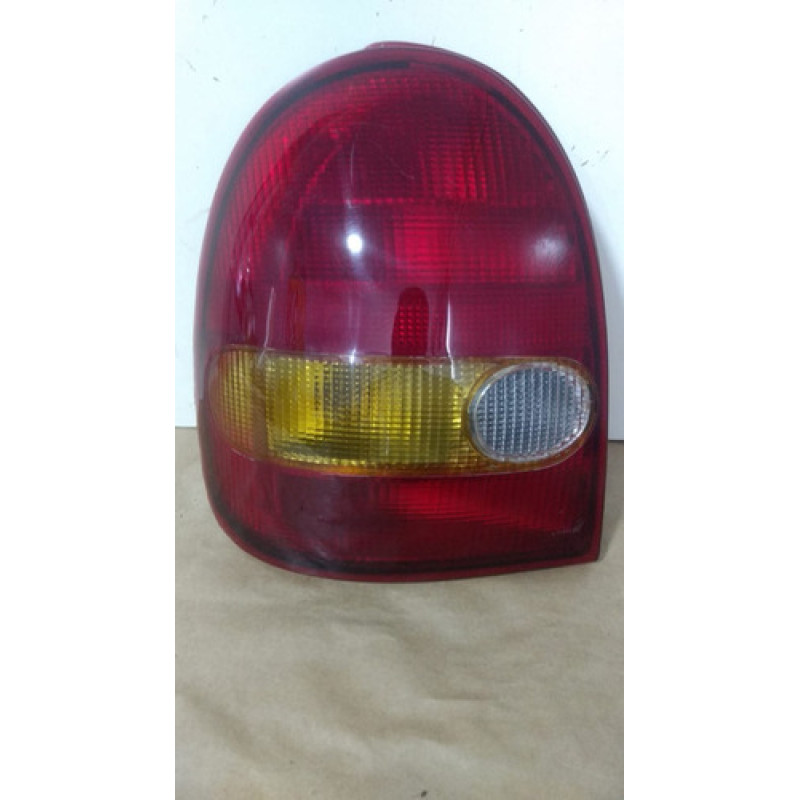 Lanterna Esquerda Corsa Wind 1996 97 98 99 Tricolor 2 Portas Lanterna Esquerda Corsa Wind 1996 97 98 99 Tricolor 2 Portas