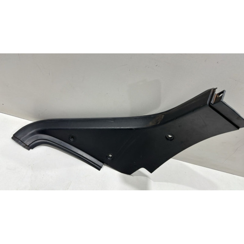 Acabamento Caçamba Direito Fiat Toro 2018 A 2021 1002216610 Acabamento Caçamba Direito Fiat Toro 2018 A 2021 1002216610
