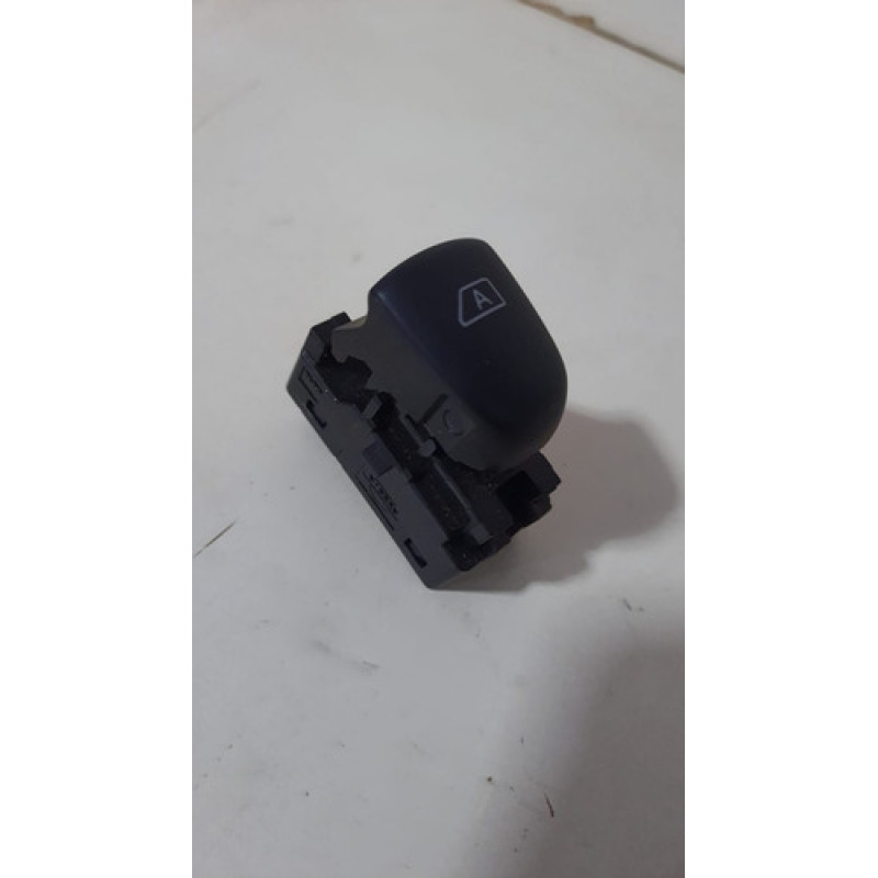 Botão Vidro Elétrico Comando Nissan Kicks Simples 254115ra5a Botão Vidro Elétrico Comando Nissan Kicks Simples 254115ra5a