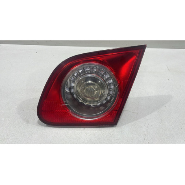 Lanterna Tampa Traseira Direita Vw Passat B6 2006 Á 2010