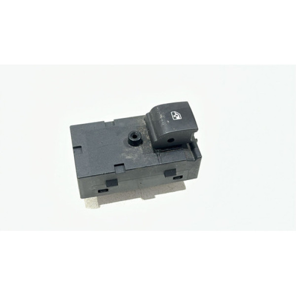 Botão Traseiro Comand Vidro Cobalt Tracker Onix Prisma Cruze