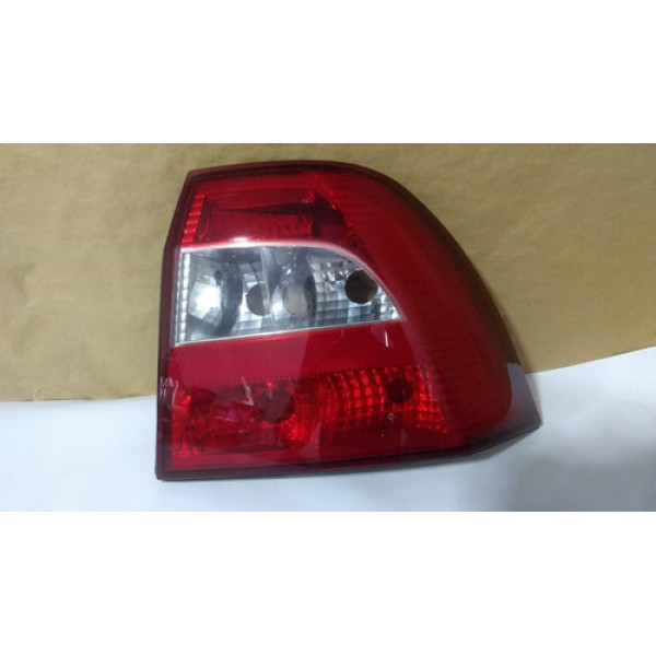 Lanterna Vectra 2000 2001 02 03 04 2005 2006 Direita