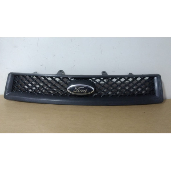 Grade Frontal Fiesta 07 A 10 Com Emblema  7s658200 Original