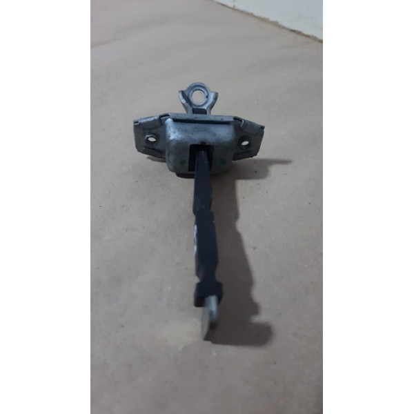 Limitador Porta Dianteira Etios Serve Ambos Lados Dianteiro