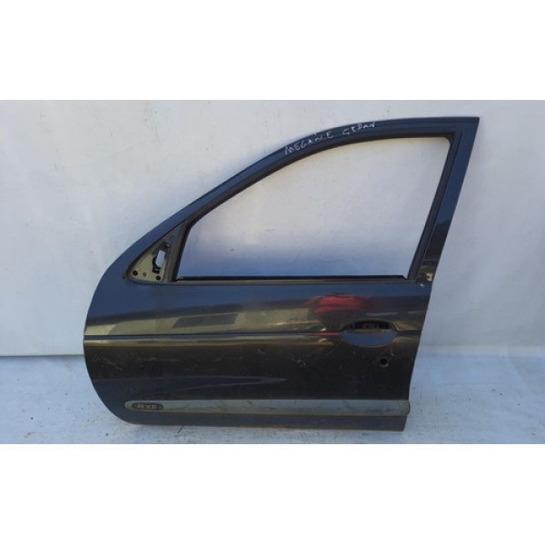 Porta Dianteira Esquerda Renault Megane 2000 Sedan.