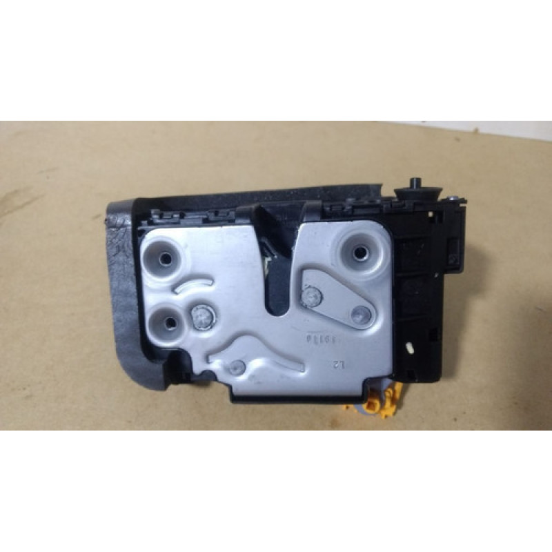 Fechadura Porta Traseira Esquerda Elétrica Spin 2012/ 2019 Fechadura Porta Traseira Esquerda Elétrica Spin 2012/ 2019