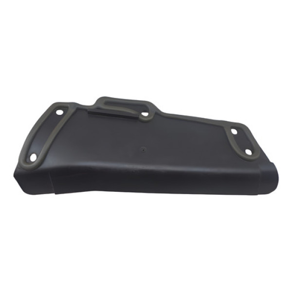 Moldura Interna Do Motor Fiat Toro Ranch Diesel 2023 Detalhe Preto