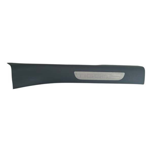 Soleira Traseira Direita Chery Tiggo 8 2023 Preto