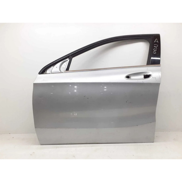 Porta Dianteira Esquerda Mercedes A 200 2015 A 2018 Dianteira Esquerda Prateado