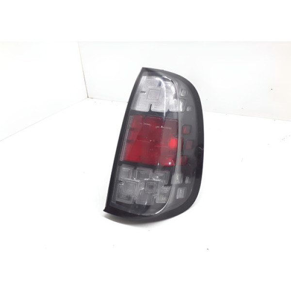 Lanterna Traseira Direita Fiat Uno 2015 A 2021 Direito/passageiro Vermelho