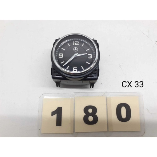 Relógio Analógico Mercedes C 180 2018 Preto