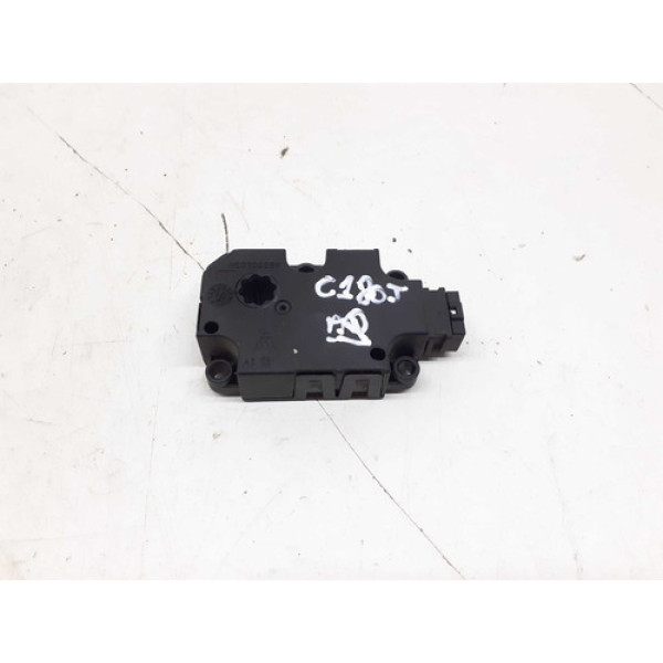 Atuador Ar Quente Ventilação Int Mercedes C180 C200 15 A 18