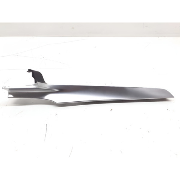 Aplique Moldura Porta Luvas Mercedes C 180 2018 A 2019