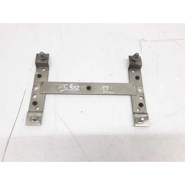 Suporte Placa Traseira Volvo Xc60 2010 11 12 13 14 15 16 17 Prateado