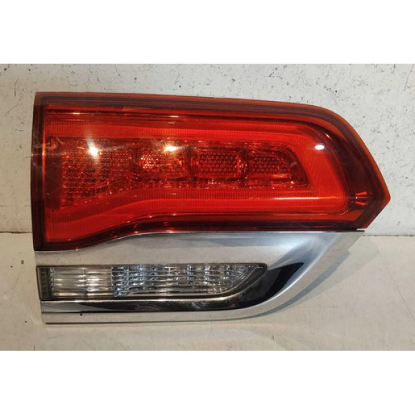 Lanterna Tampa Esquerda Jeep Grand Cherokee 2015/2021 Esquerdo/motorista Vermelho