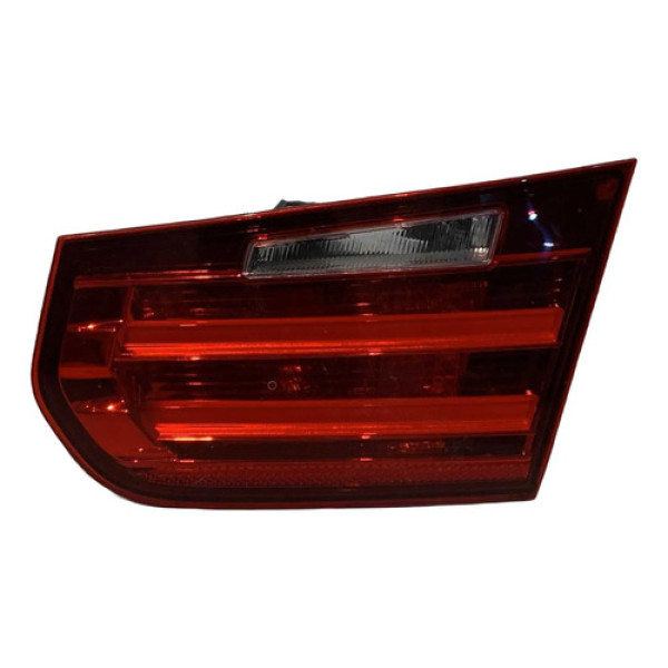 Lanterna Traseira Tampa Bmw 320i 2013 2014 2015 2016 L.d Direito/passageiro Vermelho
