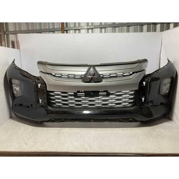 Parachoque Mitsubishi L200 Completo 2021 2022 / Original Preto