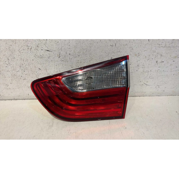 Lanterna Tampa Direita Fiat Grand Siena 2012 2013 2014-2021 Direito/passageiro Vermelho