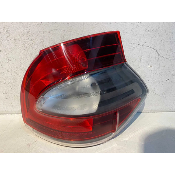 Lanterna Fiat Mobi 2017 2018 2019 2020 2021 L.d Original Direito/passageiro Vermelho