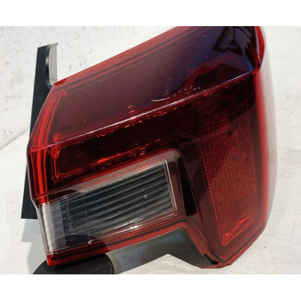 Lanterna Direita Canto Hb20 Sedan 2023 2024 2025 Sem Led Direito/passageiro Vermelho