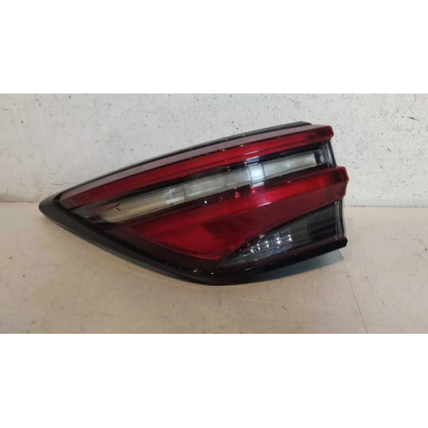 Lanterna Esquerda Hilux Sw4 Led 2020 2021 2022 2023 2024 Esquerdo/motorista Vermelho