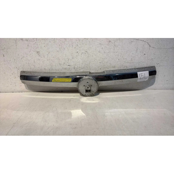Moldura Grade Cromada Fiat Siena Weekend Strada 2013 Usado Cromado Brilhante