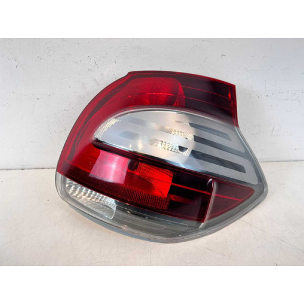 Lanterna Fiat Mobi 2017 2018 2019 2020 2021 2022 L.d Origi Direito/passageiro Vermelho