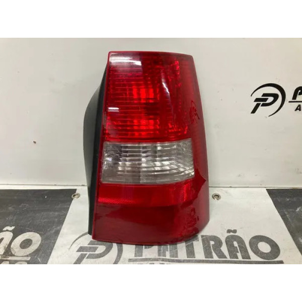Lanterna Traseira Vw Parati G3 2001 2002 2003 2004 2005 L.d Direito/passageiro Vermelho