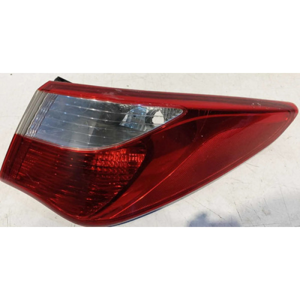 Lanterna Direita Hyundai Hb20 Sedan 2013 2014 2015 2016 Direito/passageiro Vermelho