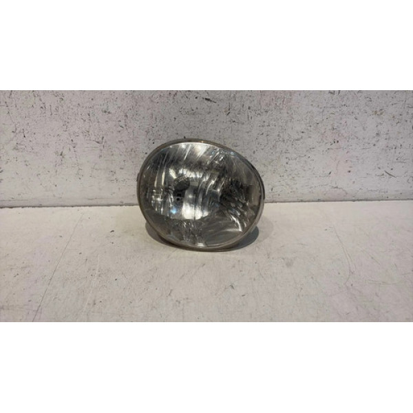 Farol De Milha Lado Direito Toyota Rav4  2004 2005 Usado Branca