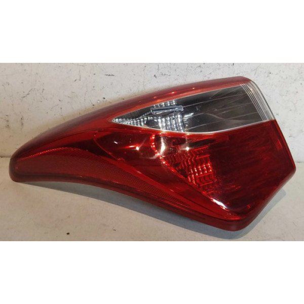 Lanterna Esquerda Hyundai Hb20 Hatch  2013 2014 2015 2016 Esquerdo/motorista Vermelho